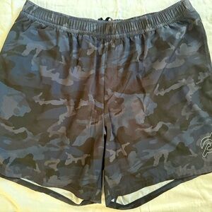 Peloton 7” Turin Camo Shorts – Men’s Size XXL – Excellent Used Condition
